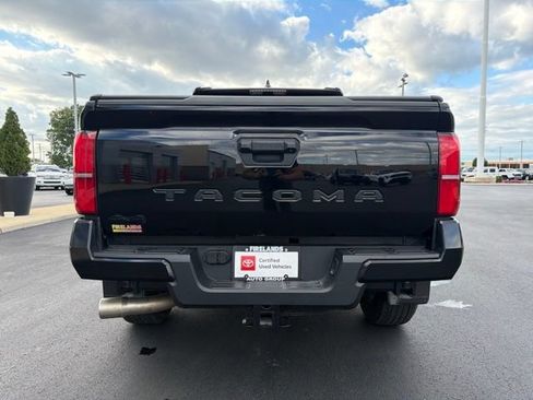 Certified 2025 Toyota Tacoma TRD Sport AWD/4WD image 6