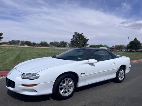 Used 2002 Chevrolet Camaro Z28 w/ Preferred Equipment Group 2 RWD image 3