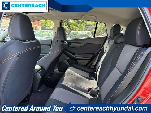 Used 2021 Subaru Crosstrek 2.0i Premium w/ Moonroof Package AWD/4WD image 10