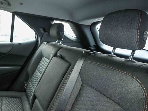 Used 2020 Chevrolet Equinox LT image 23