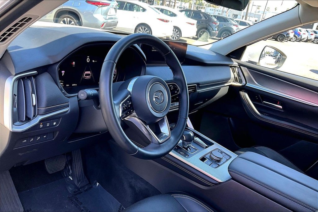 Certified 2024 MAZDA CX-90 Plug-In Hybrid w/ Premium Pkg AWD/4WD image 9