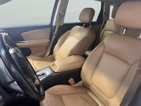 Used 2012 Dodge Journey Crew w/ Flexible Seating Group AWD/4WD image 11