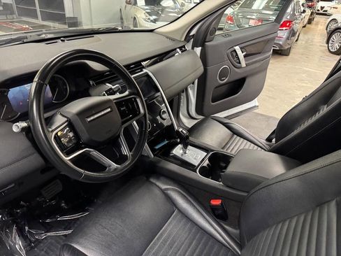 Used 2021 Land Rover Discovery Sport S image 34