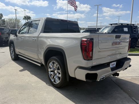 Used 2026 GMC Sierra 1500 Denali image 7