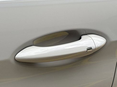 New 2026 Chevrolet TrailBlazer RS w/ Convenience Package FWD image 14