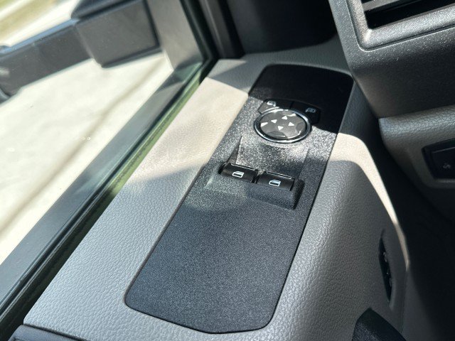 Used 2019 Ford F550 4x4 Regular Cab Super Duty image 26