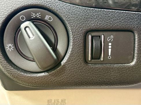 Used 2017 Dodge Grand Caravan SE w/ Power Window Group FWD image 12