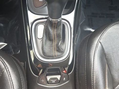 Used 2021 Jeep Compass Limited image 25