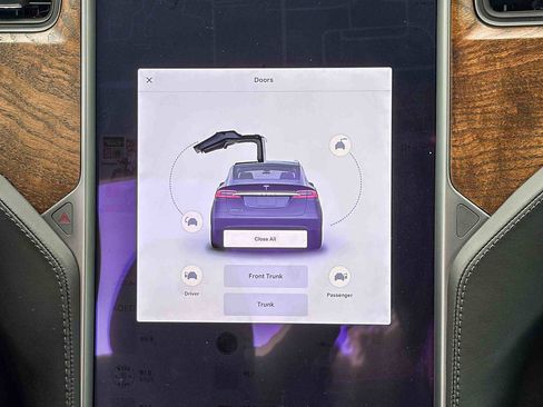 Used 2020 Tesla Model X Long Range image 13