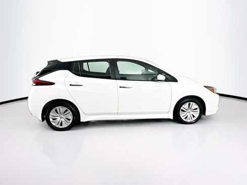 Used 2025 Nissan Leaf S FWD image 10