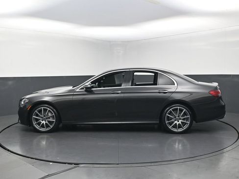 Used 2022 Mercedes-Benz E 450 4MATIC Sedan w/ Driver Assistance Package image 10