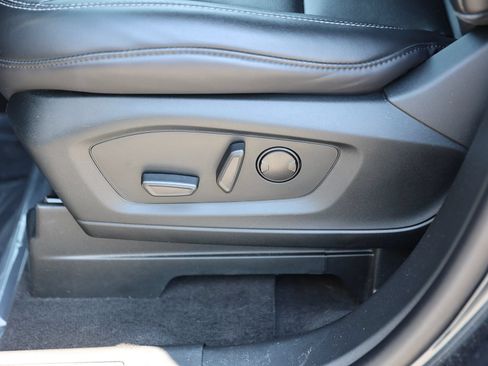 Used 2022 Ford Explorer XLT AWD/4WD image 20