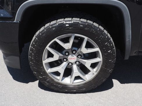 Used 2017 GMC Sierra 1500 SLT AWD/4WD image 9