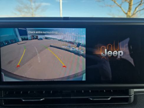 Used 2024 Jeep Wrangler Sport S w/ Convenience Group image 18