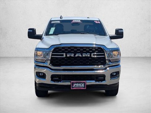 Used 2024 RAM 3500 Big Horn AWD/4WD image 2
