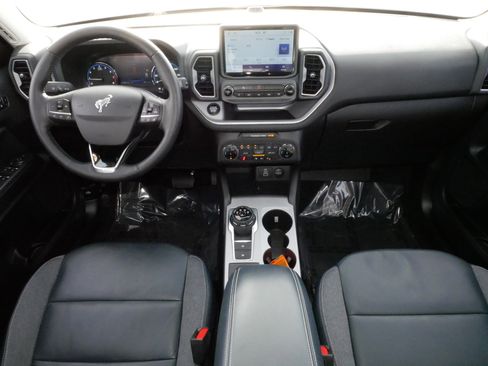 Used 2023 Ford Bronco Sport Outer Banks w/ Tech Package image 13