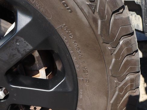 Used 2020 RAM 2500 Laramie w/ Night Edition image 48