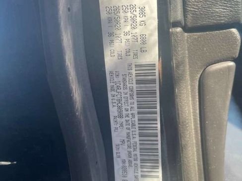 Used 2017 Jeep Grand Cherokee Overland image 18