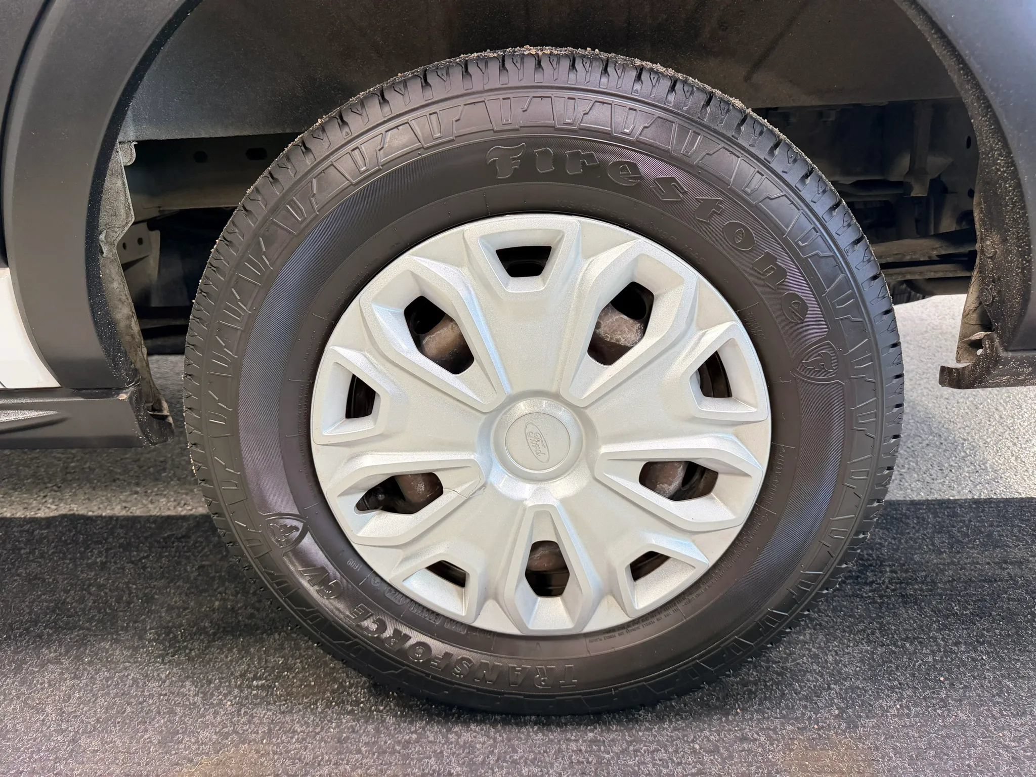 Used 2019 Ford Transit 150 XLT RWD image 15