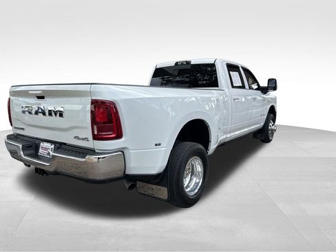 Used 2025 RAM 3500 Laramie image 3