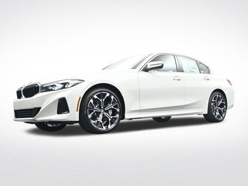 New 2026 BMW 330i xDrive Sedan w/ Premium Package AWD/4WD image 39