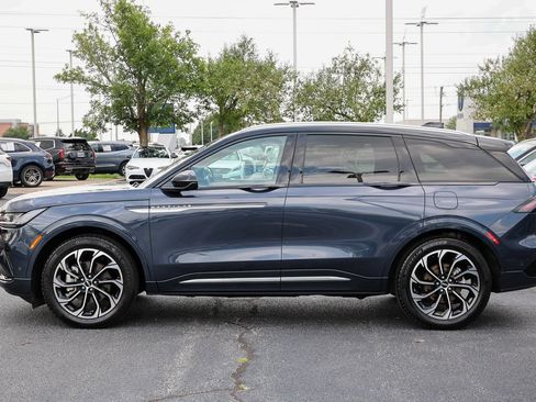 Used 2024 Lincoln Nautilus Reserve w/ Equipment Group 202A AWD/4WD image 38