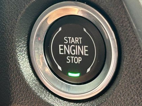 Used 2025 Buick Encore GX Sport Touring w/ Advanced Technology Package AWD/4WD image 18
