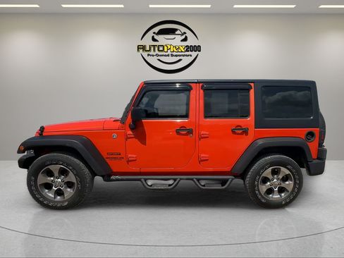 Used 2015 Jeep Wrangler Unlimited Sport w/ Connectivity Group AWD/4WD image 4