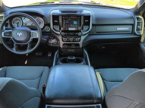 Used 2022 RAM 1500 Big Horn AWD/4WD image 14