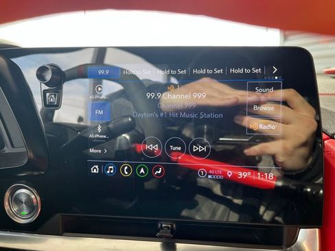 Used 2023 Chevrolet Corvette Stingray w/ Z51 Performance Package image 11