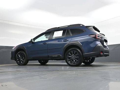 Used 2024 Subaru Outback Onyx Edition image 40