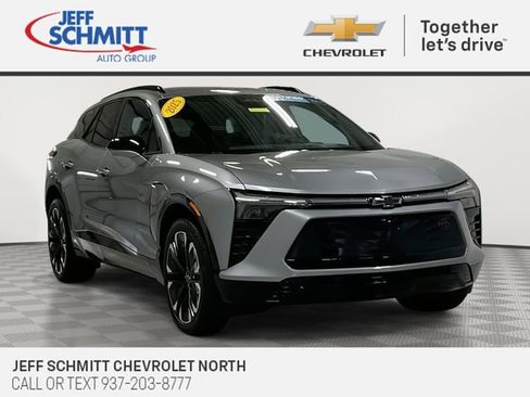 Certified 2025 Chevrolet Blazer EV RS image 1