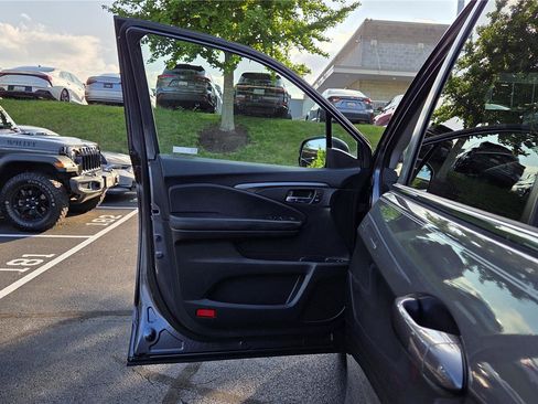 Used 2019 Honda Pilot EX-L image 13