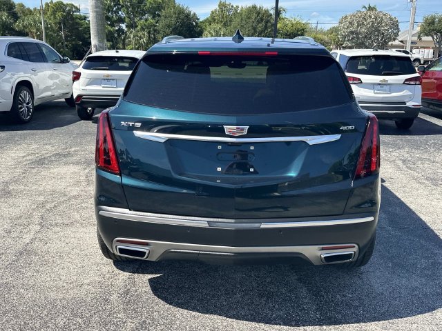 Used 2025 Cadillac XT5 Premium Luxury w/ Technology Package FWD image 4