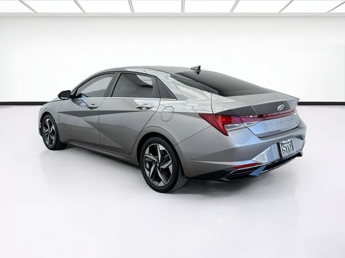 Used 2023 Hyundai Elantra Limited FWD image 6