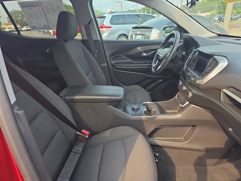 Used 2023 GMC Terrain SLE w/ Driver Convenience Package AWD/4WD image 9