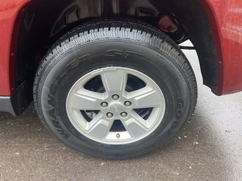 Used 2009 Jeep Liberty Sport image 9