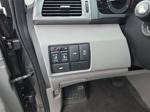Used 2016 Honda Odyssey EX-L image 20