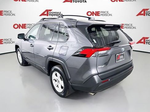 Used 2021 Toyota RAV4 XLE w/ Convenience Package AWD/4WD image 5