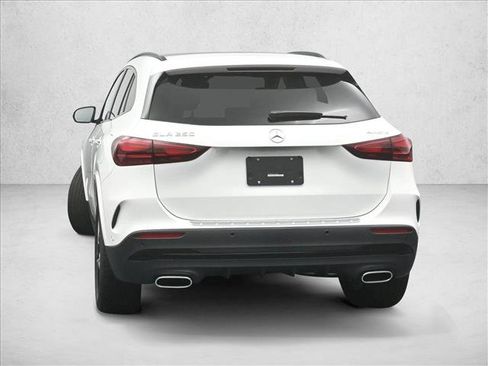 Certified 2026 Mercedes-Benz GLA 250 4MATIC image 5