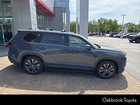Certified 2026 Toyota Grand Highlander AWD Hybrid image 4