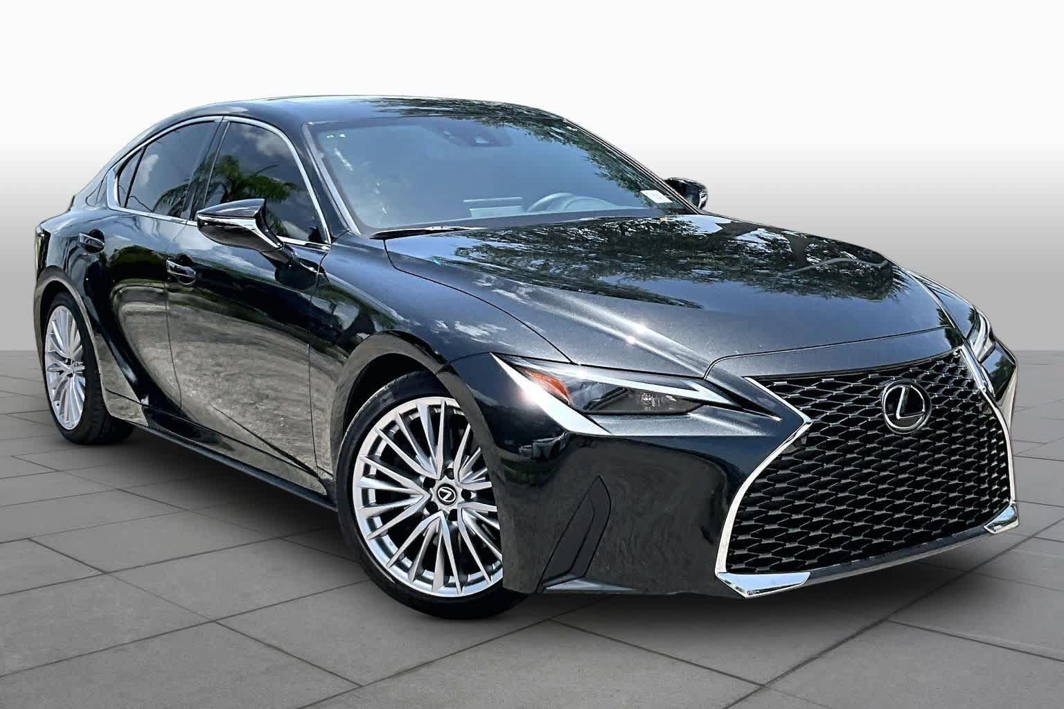 Used 2025 Lexus IS 300 w/ Premium Package RWD image 3