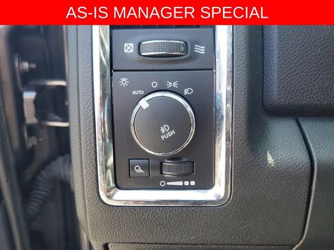 Used 2015 RAM 1500 Laramie AWD/4WD image 11