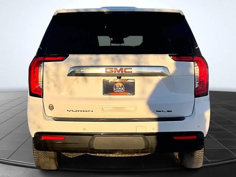 Used 2023 GMC Yukon SLE image 5