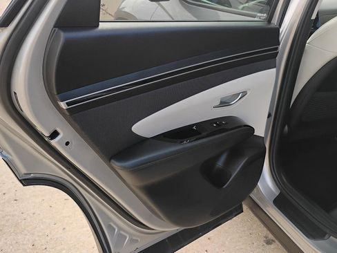 Used 2023 Hyundai Tucson Limited AWD/4WD image 16