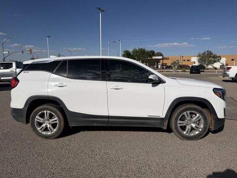 Used 2020 GMC Terrain SLE FWD image 6