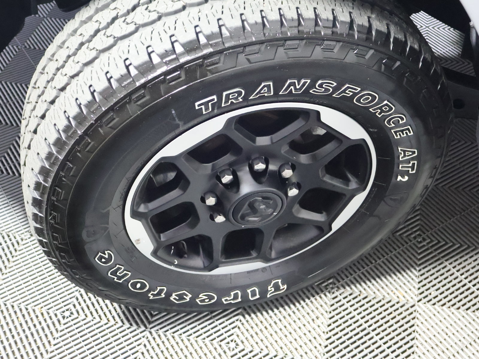 Used 2026 RAM 2500 Laramie AWD/4WD image 25