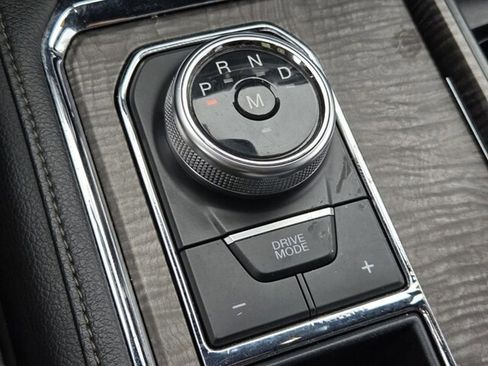 Used 2019 Ford Expedition Limited image 19