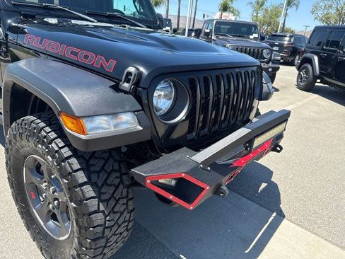 Used 2022 Jeep Gladiator Rubicon AWD/4WD image 11