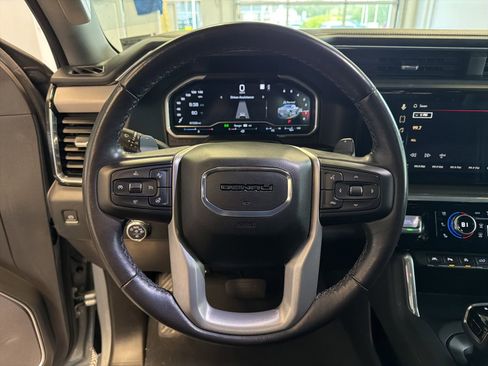 Used 2023 GMC Sierra 1500 Denali w/ Denali Reserve Package AWD/4WD image 18